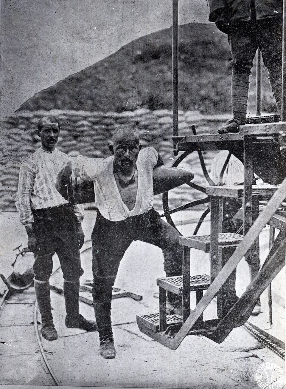 Seyit Onbaşı Heykeli