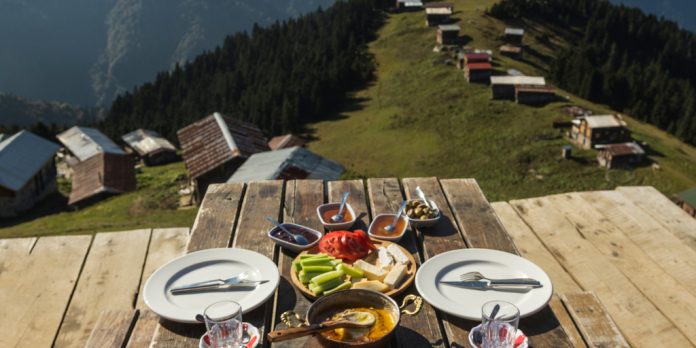 ayder-kahvalti-mekanlari-|-en-sevilen-13-mekan-|-fixbilet-blog