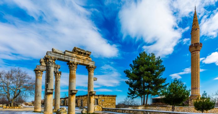 mersin'in-tarihi-yerleri-|-32-muhtesem-tarihi-nokta-|-fixbilet-blog