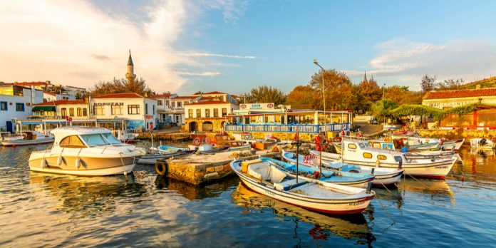 bozcaada'da-gezilecek-yerler-listesi-|-gorulecek-35-nokta!-|-fixbilet-blog