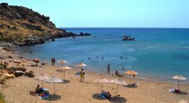 kucukkuyu'da-denize-girilecek-yerler-–-11-harika-kucukkuyu-plaji-|-fixbilet-blog