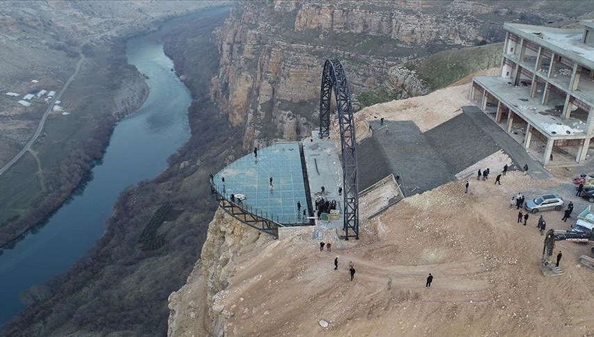 turizmin-yeni-gozdesi-olacak:-cehennem-deresi-kanyonu’na-cam-teras