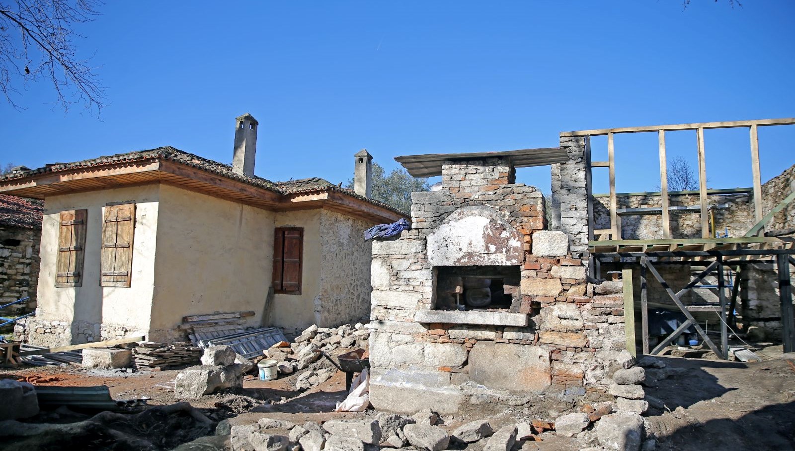 “gladyatorler-kenti”-stratonikeia’daki-koy-meydani-eski-ihtisamina-kavusuyor