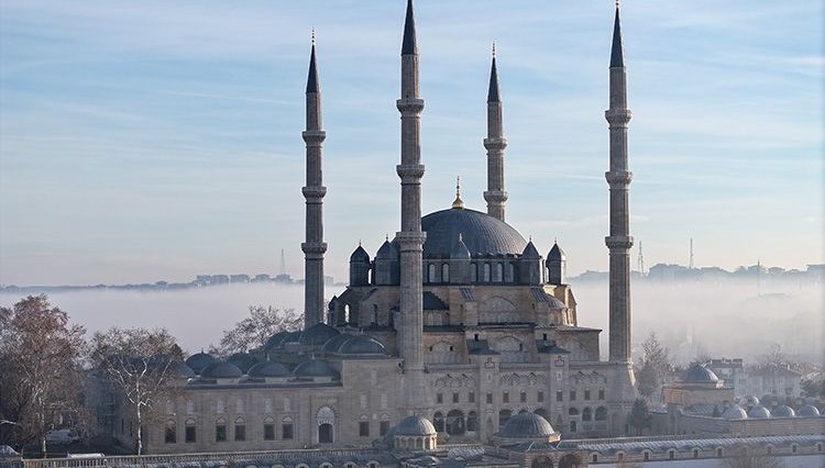 mimar-sinan’in-ustalik-eseri selimiye-camisi’ne-ziyaretci-akini