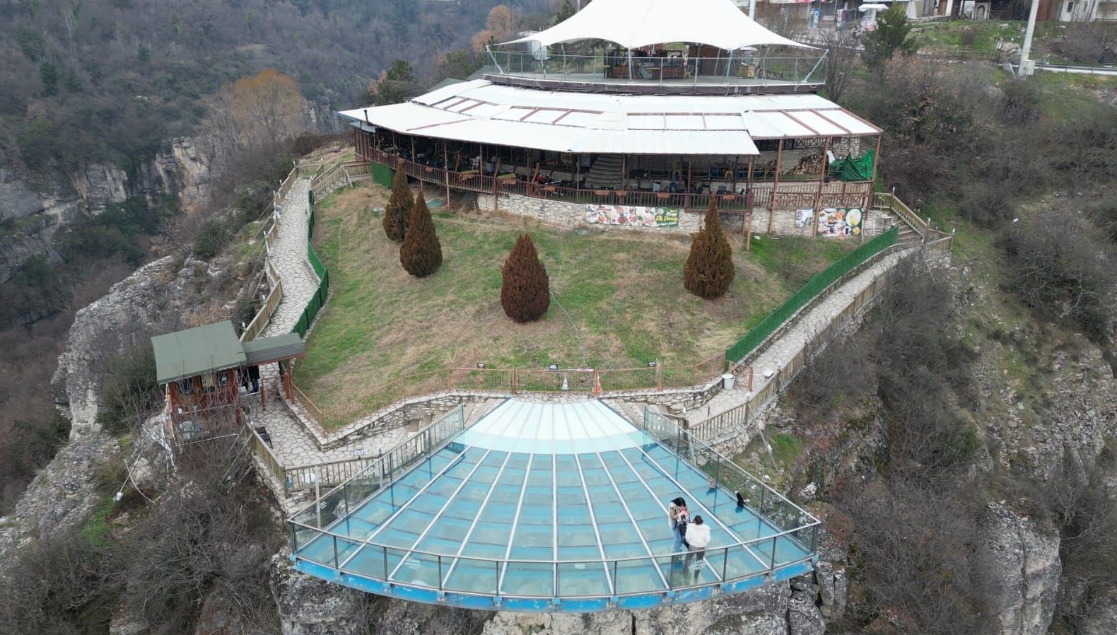 turkiye’nin-ilk-cam-seyir-terasi-gecen-yil-210-bin-562-kisiyi-agirladi