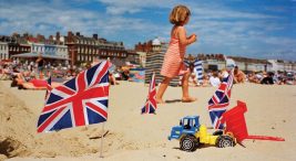 antalya'da-tum-zamanlarin-ingiliz-turist-rekoru-kirildi-–-turizm-gunlugu