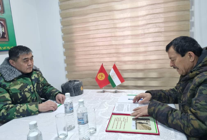 kirgizistan-ve-tacikistan-hukumetler-arasi-sinir-komisyonu-calismalarina-devam-edecek