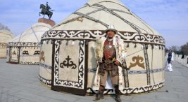 biskek'te-ak-kalpak-gunu-heyecani-yasaniyor