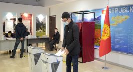 kirgizistan'da-halk-bugun-sandik-basinda!