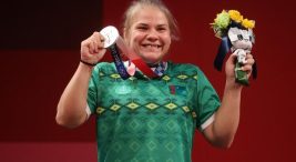 turkmenistan'dan-olimpiyatlarda-bir-ilk:-halterde-polina-guryeva-gumus-madalya-kazandi