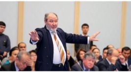 yoldas-esbek:-edebiyati-sevmeyen-adamin-dizleri-zayif-olur.