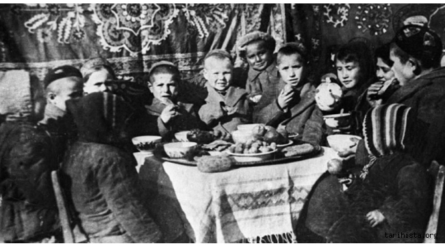 ozbekler-ikinci-dunya-savasi'nda-nasil-yasadi?