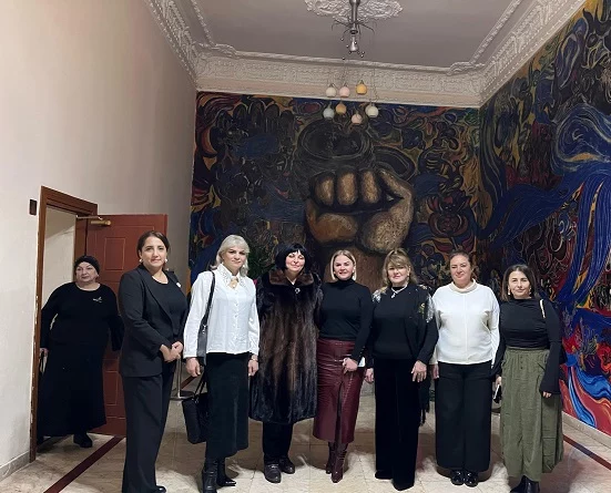 “parkta”-tiyatro-gosterisi-ilgiyle-izlendi