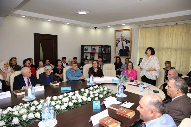 aliaga-vahid'in-130.-dogum-gunu-kutlandi