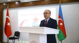 azerbaycan'da-canakkale-deniz-zaferi'nin-110.-yil-donumu-dolayisiyla-toren-duzenlendi