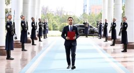 turkiye'nin-taskent-buyukelcisi-ulutas,-ozbekistan-cumhurbaskani-mirziyoyev'e-guven-mektubunu-sundu