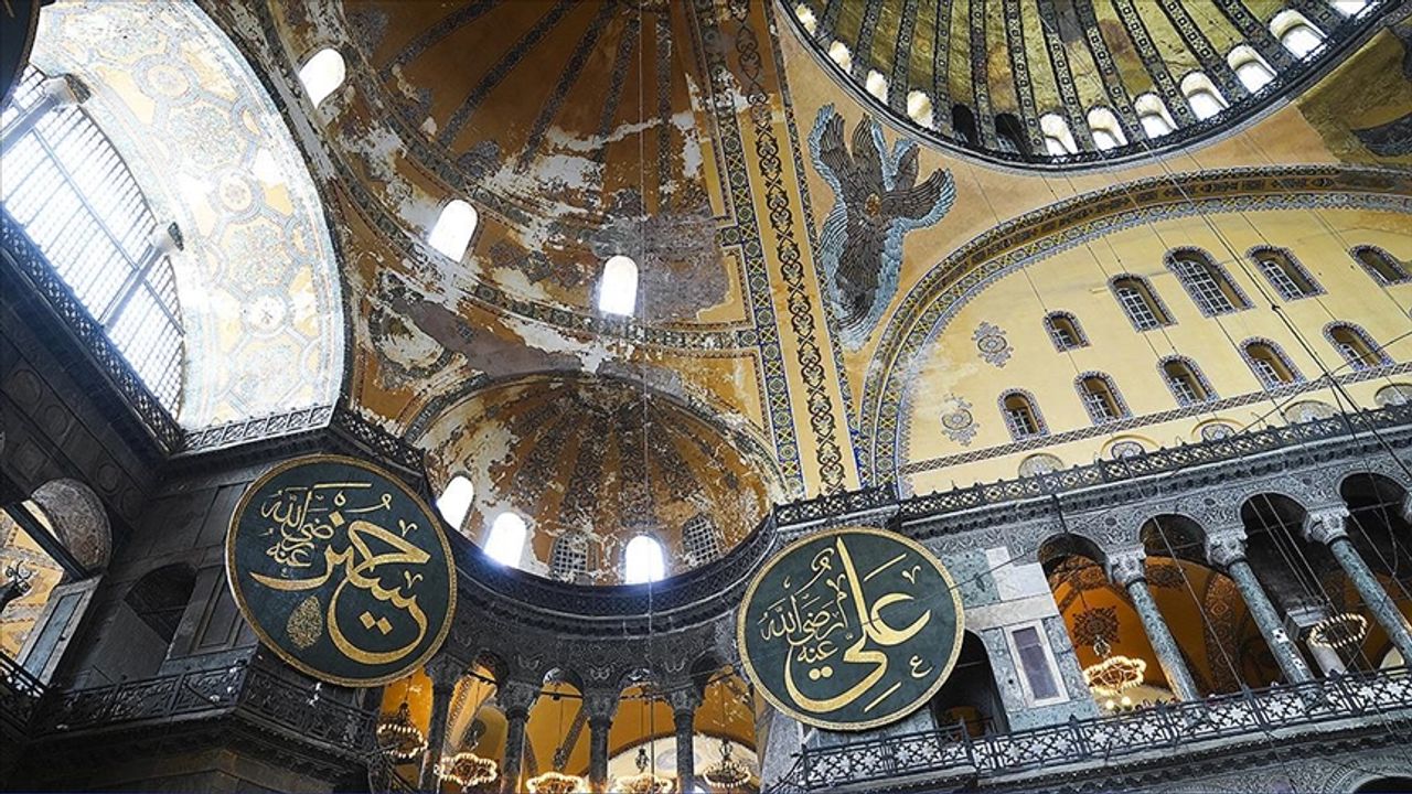 ayasofya-tarihinde,-restorasyon-calismalari-kapsaminda-yeni-sayfa-aciliyor