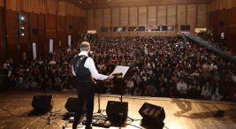 baris-manco’nun-sarkilari-kocaeli’de-yankilandi