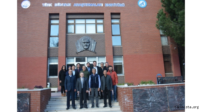 “turk-dunyasi'nda-ortak-terim-sorunu”-soylesisi