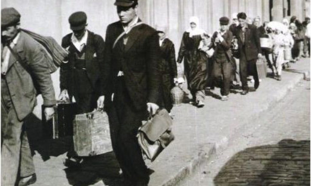 pecenek-ve-kumanlarin-yadigari-karamanlilar-–-yazar:-abdullah-uluyurt