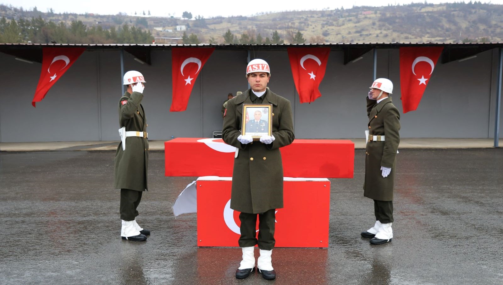 pence-kilit-sehidi-binbasiya-veda