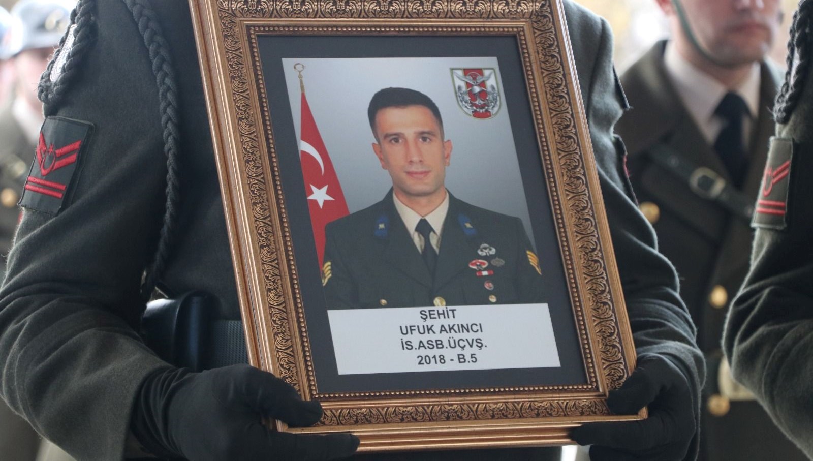 sehit-astsubay-akinci,-son-yolculuguna-ugurlandi