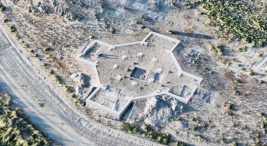 turkiye-sinirinin-hemen-disinda: -dunyanin-en-eski-kiliselerinden-biri-bulundu