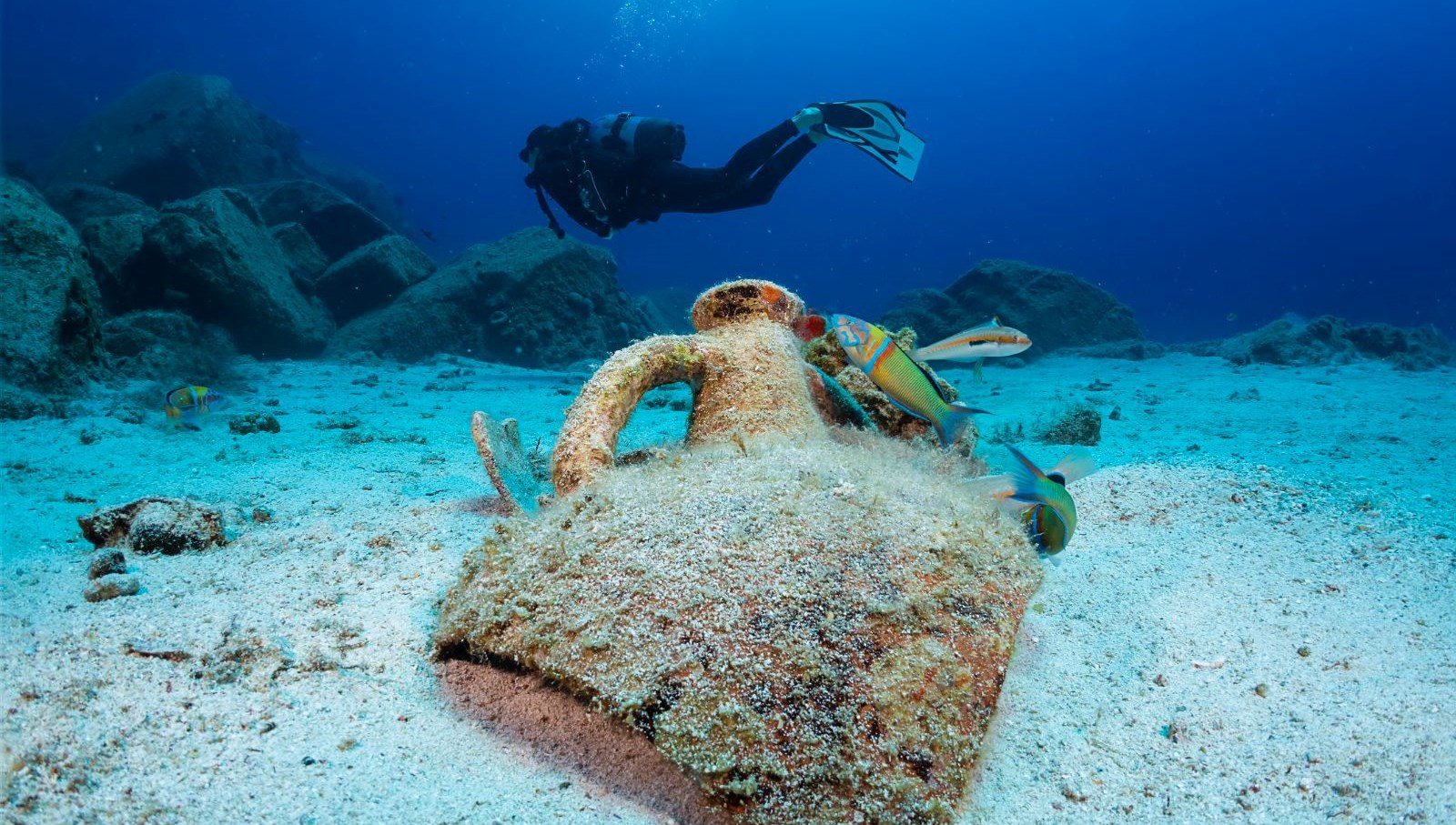 tuzla’da-tarihi-kesif:-1100-yillik-amfora-bulundu