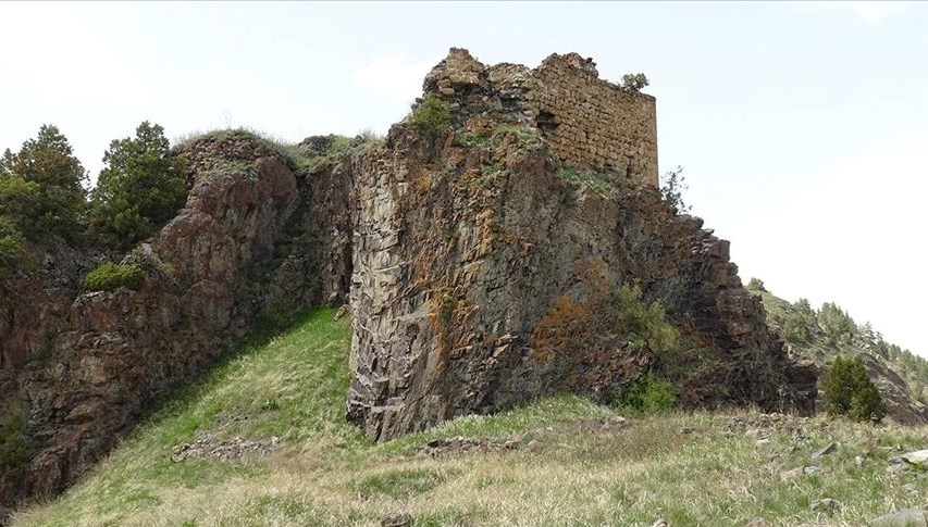 kars’taki kiz-kalesi-turizme-kazandirilmayi-bekliyor
