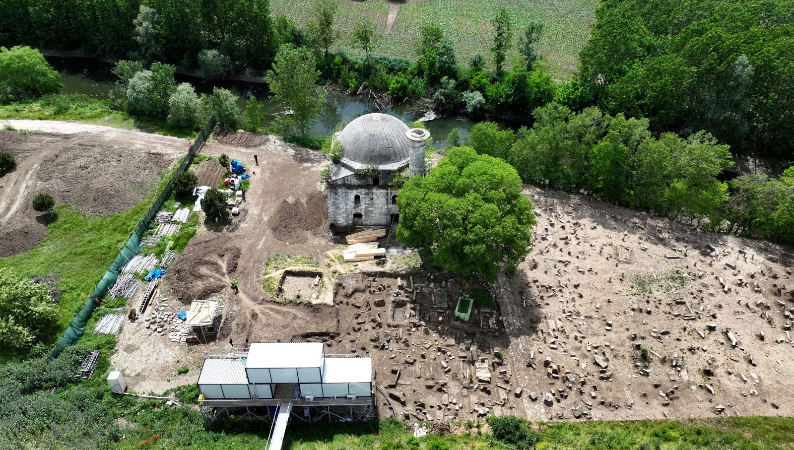 evliya-kasimpasa-camisi’nde-restorasyon-calismalari-suruyor