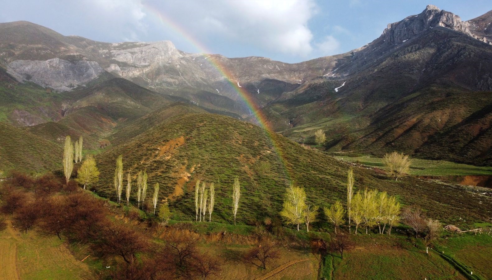 malatya’daki-porga-vadisi-dogal-guzellikleriyle-one-cikiyor