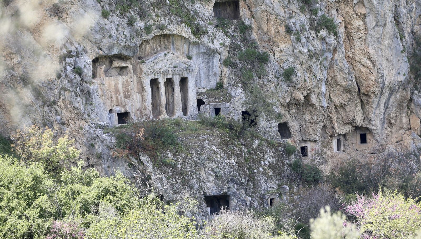 tlos-antik-kenti’nin-tiyatrosu-restore-ediliyor:-bu-yil-icerisinde-acilmasi planlaniyor