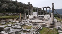 zeus-tapinagi’ndaki-restorasyon-calismalari-suruyor