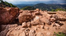 2-bin-100-yillik-kibele-heykeli-bulunmustu: kurul-kalesi’nde-arkeolojik-kazilar-devam-ediyor