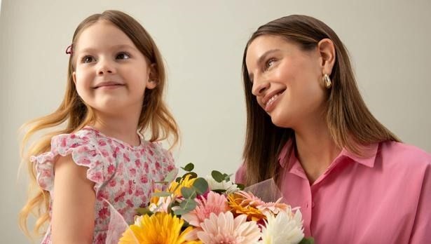 anneler-gunu-nasil-ortaya-cikti,-ilk-ne-zaman-kutlandi?-iste-anneler-gunu’nun-tarihi-ve-anlami