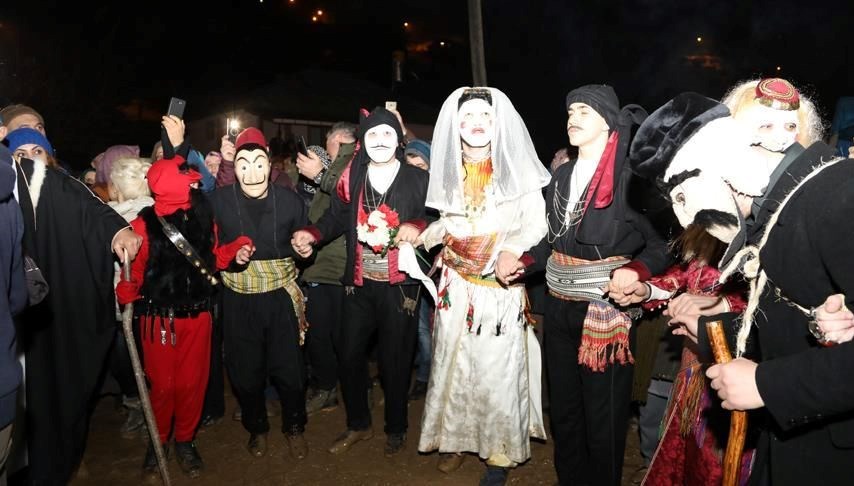 kalandar-gecesi-gelenegi-nedir?-kalandar-gecesini-kimler-kutlar?