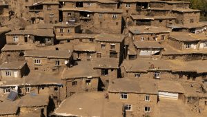 Bitlis Hizan’daki taş evler yüzyıllara meydan okuyor