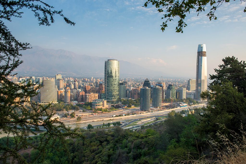 Santiago genel şehir manzarası.
